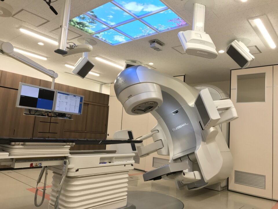 強度変調放射線治療（IMRT)装置_リニアック2